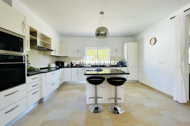 Charming country villa with 4 bedrooms and pool in Sao Bras de Alportel